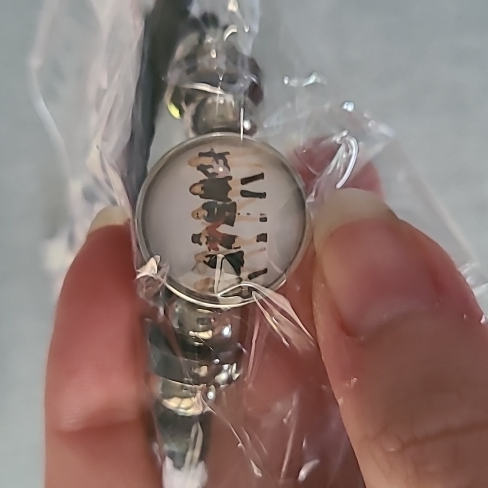 Taylor Swift Makeup Bag with Necklace and Bracelet - Picture 11 of 11